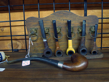 antique smoking pipes